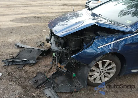 2017 Hyundai Sonata Sport z USA, uszkodzony, nr VIN 5NPE34AF9HH467228